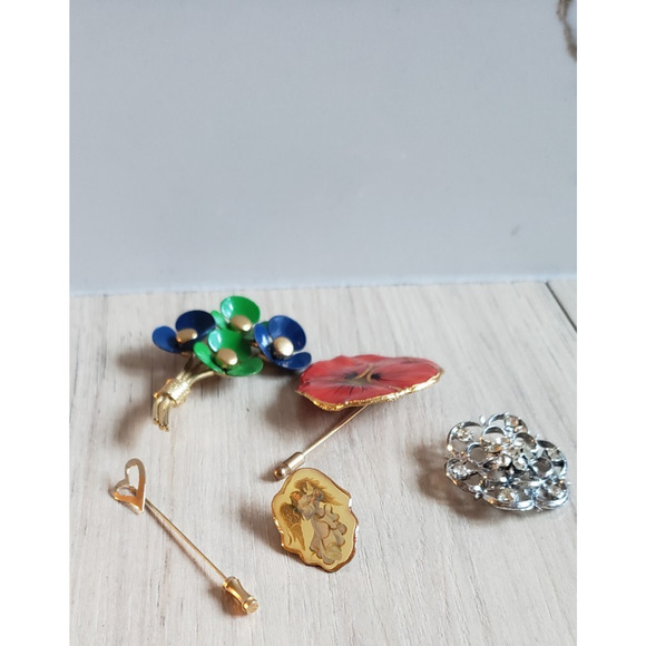 VTG Brooch Lot 4pc Enamel Floral Angel Stick Pins Gold Tone Jewelry - Picture 2 of 7